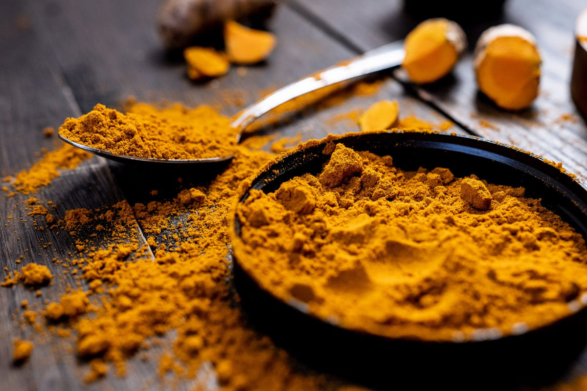 Gurkmeja dosering: Hur mycket curcumin per dag ger effekt?